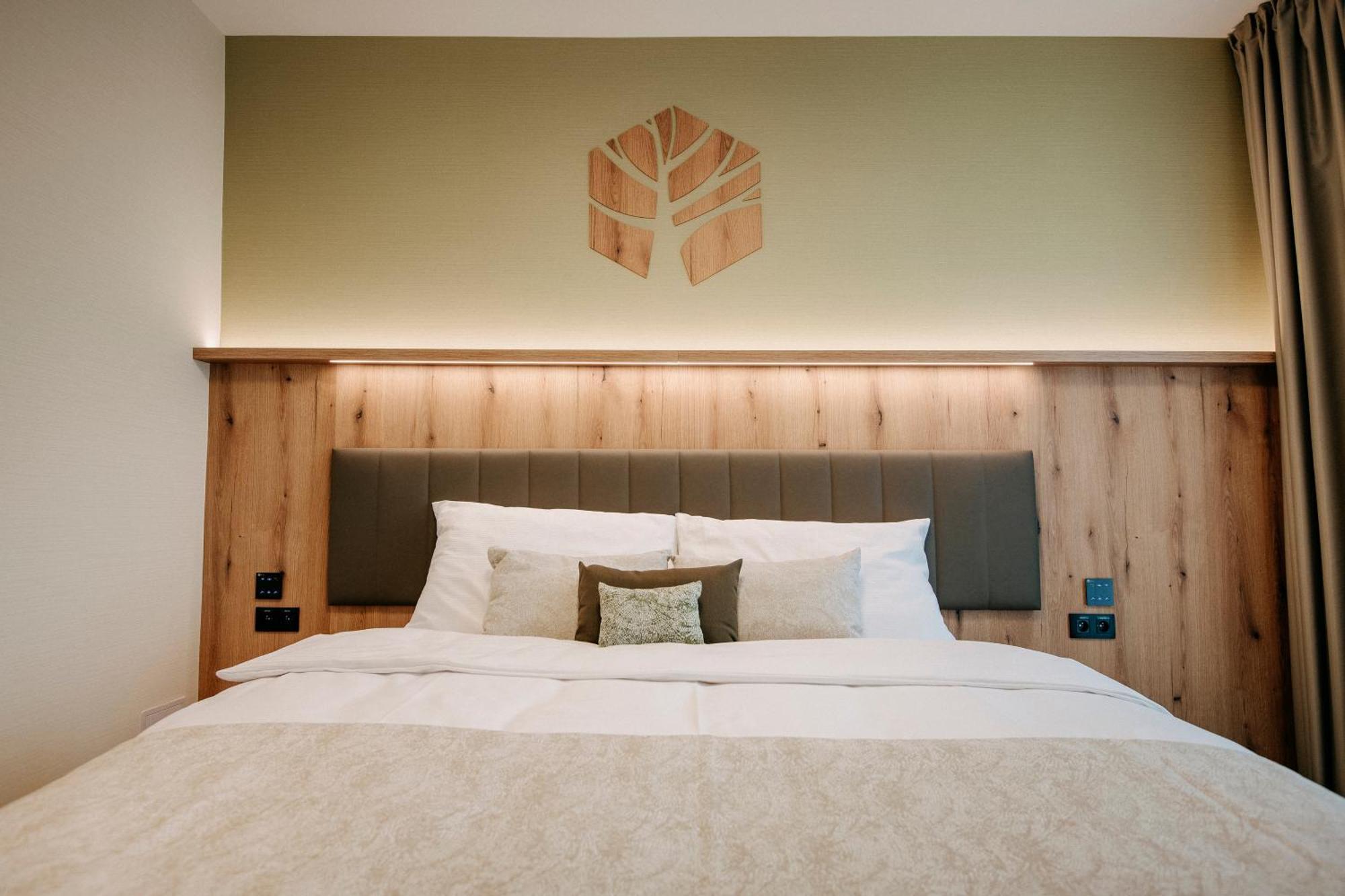 Rm Hotel Wellness & Congress Prievidza Exteriör bild